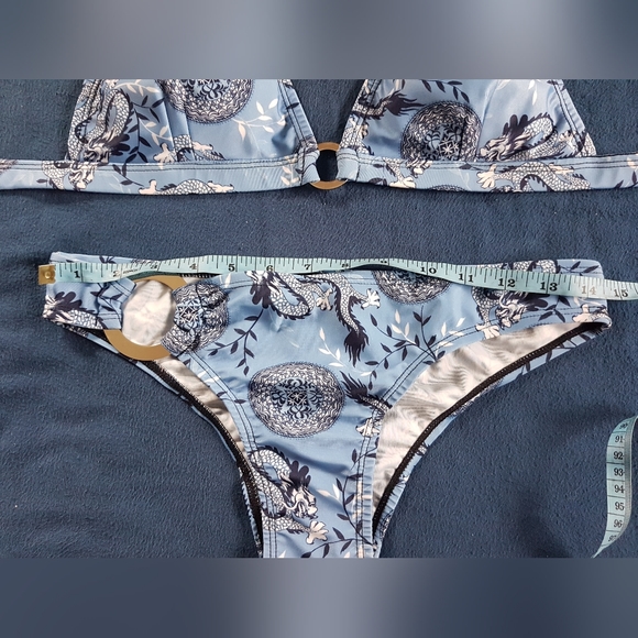 Bikini - Picture 5 of 6